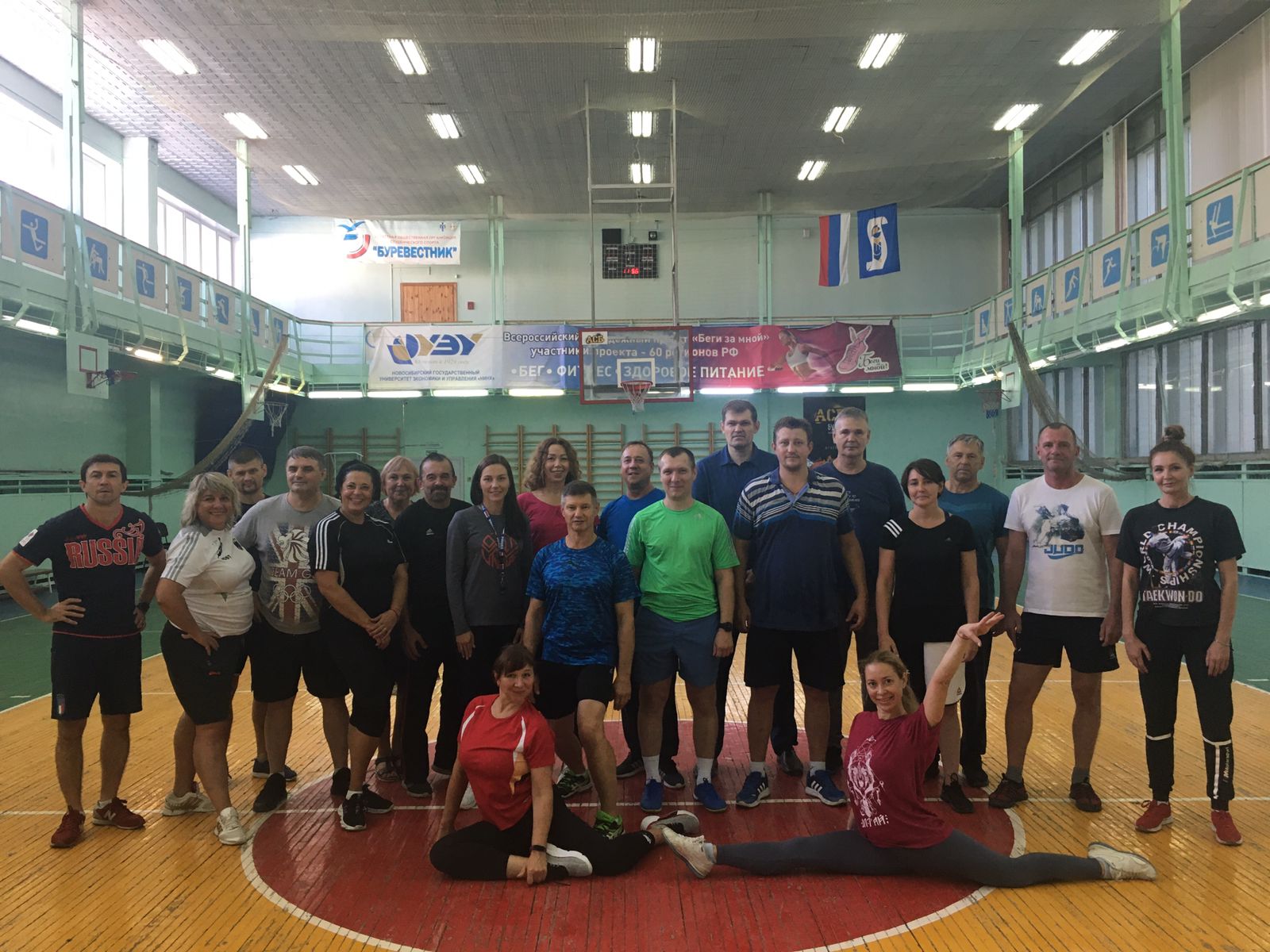 � �������